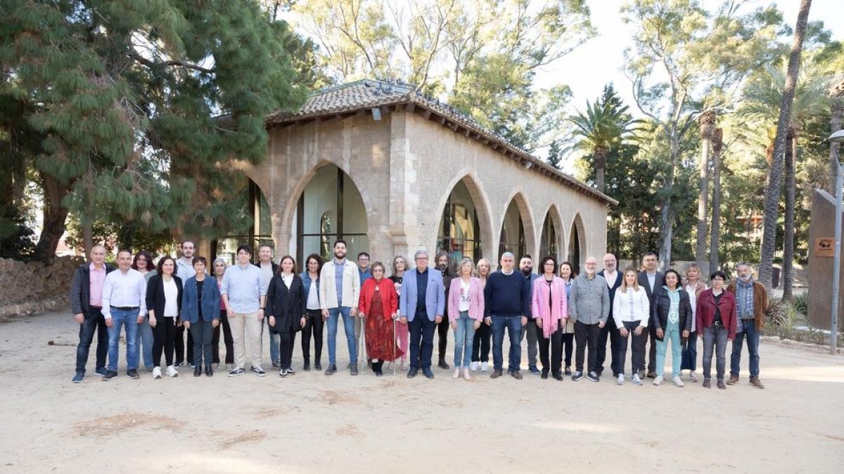 Imatge dels membres que formaran la llista d'ERC a Tortosa.