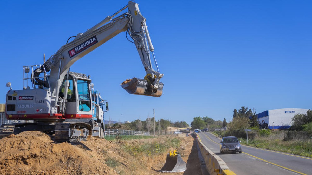 Han empezado a realizar movimientos de tierras en el segundo tramo, entre Blancafort y Aigüesverds.