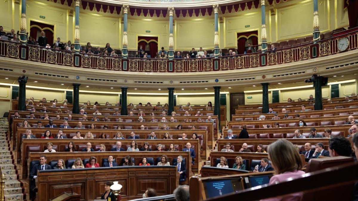 Hemiciclo del Congreso el segundo día de debate de la moción de censura de Vox