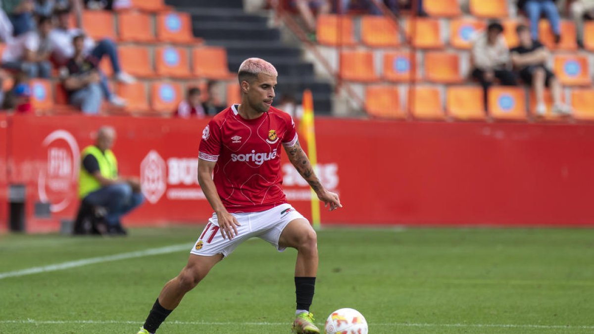 Andy Escudero durant el partit del diumenge contra el Real Unión de Irún.