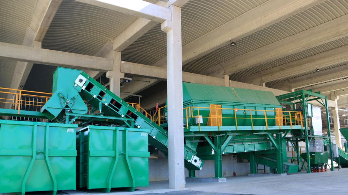 El Centre de Tractament de Residus de la Conca de Barberà incorpora una nova planta per millorar la gestió de la fracció gestió.