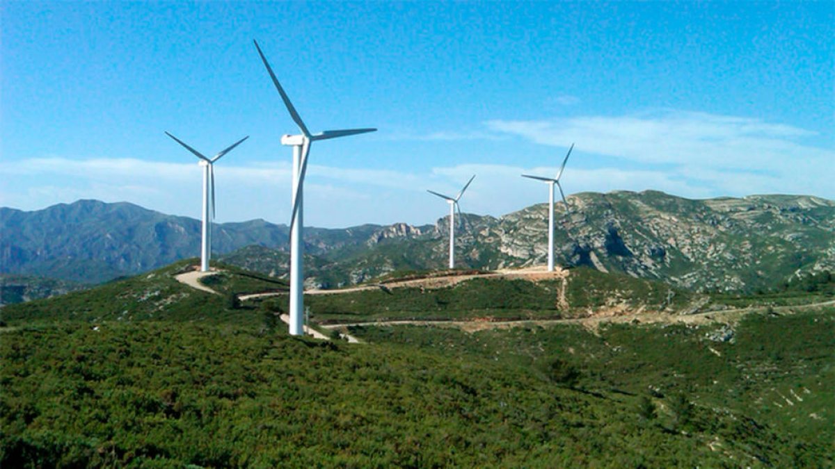 Recreació del futur parc eòlic de l'Ajuntament de Vandellòs i l'Hospitalet de l'Infant al Coll del Vent, prop de l'Ametlla de Mar.