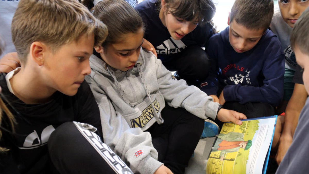 Els docents no hauran d'anar als centres escolars durant el mes de juliol.