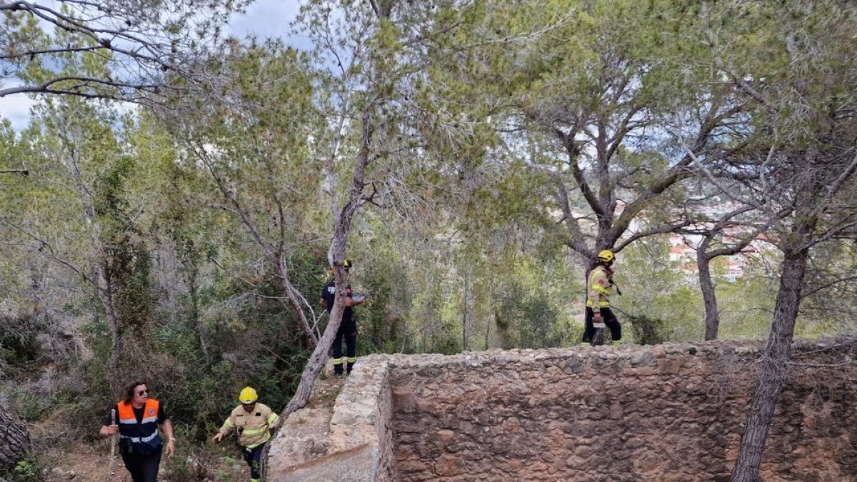 Protección Civil, Policía Local y Mossos continúan con la búsqueda de la vecina de Roda.