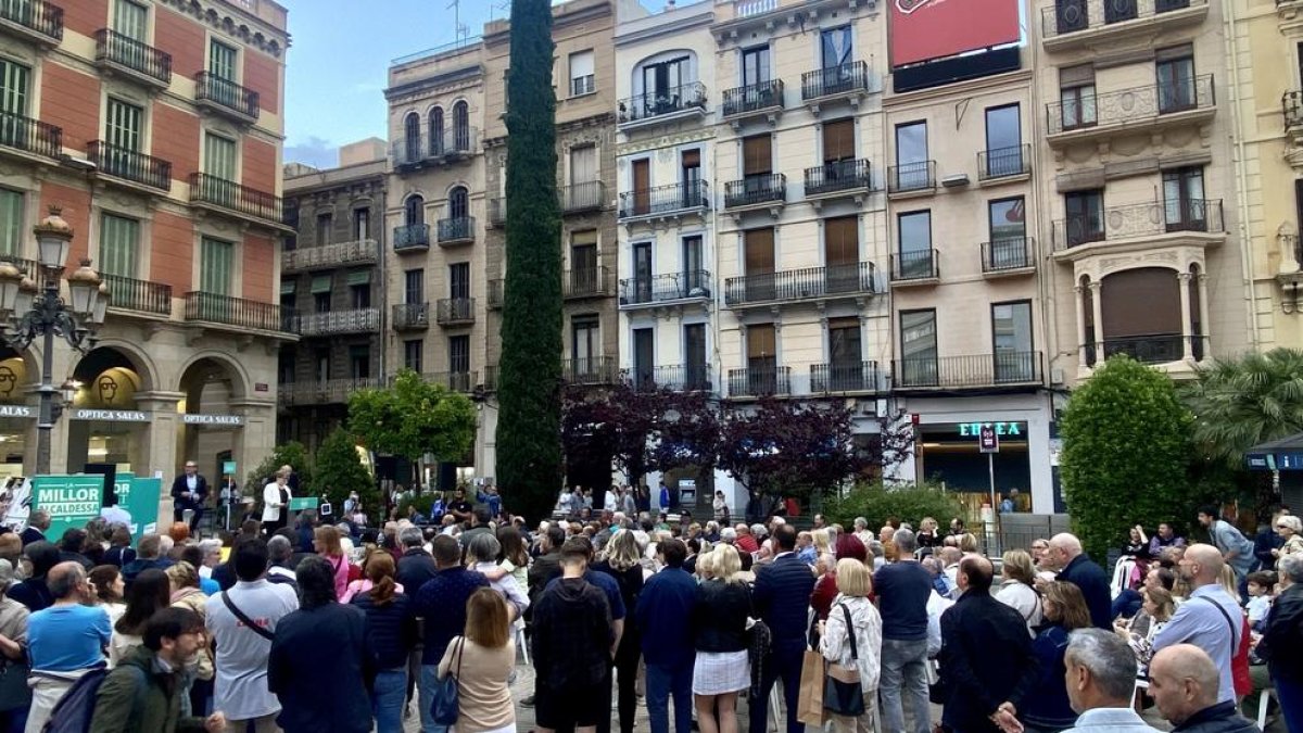 L'acte va congregar 500 persones a la plaça Prim de Reus.