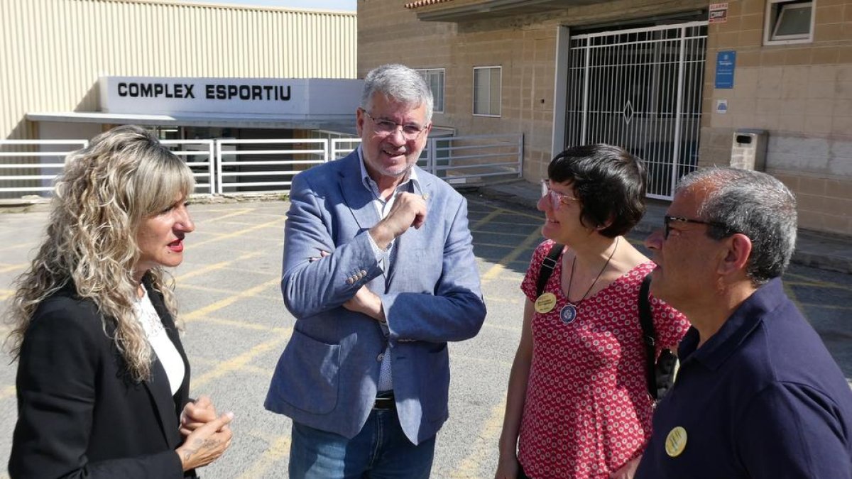 Pau Ricomà minuts abans d'atendre als mitjans de comunicació locals.