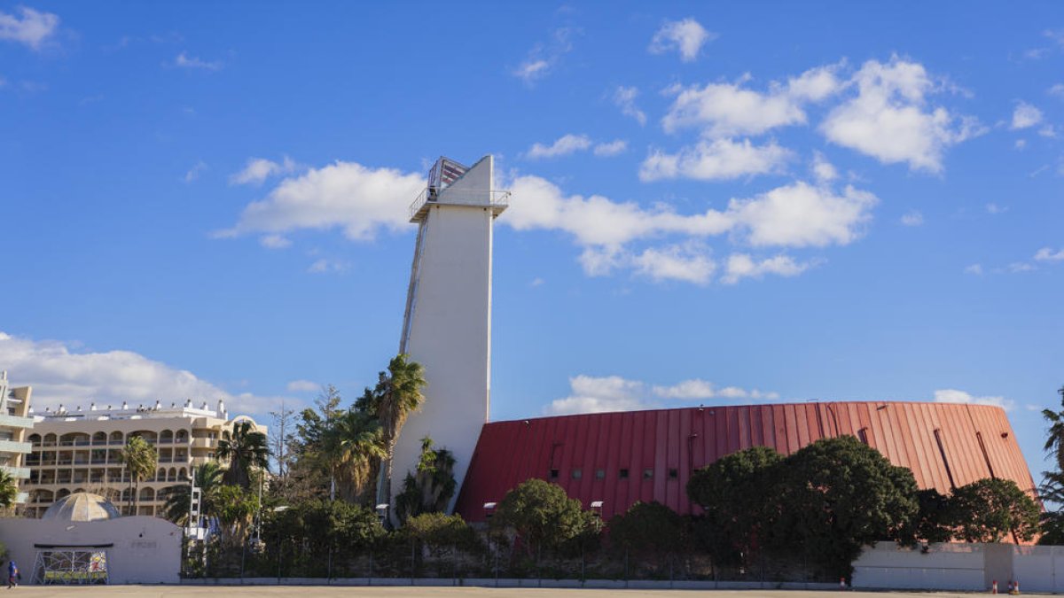 Imagen del recinto exterior de la discoteca Pacha La Pineda, en Vila-seca