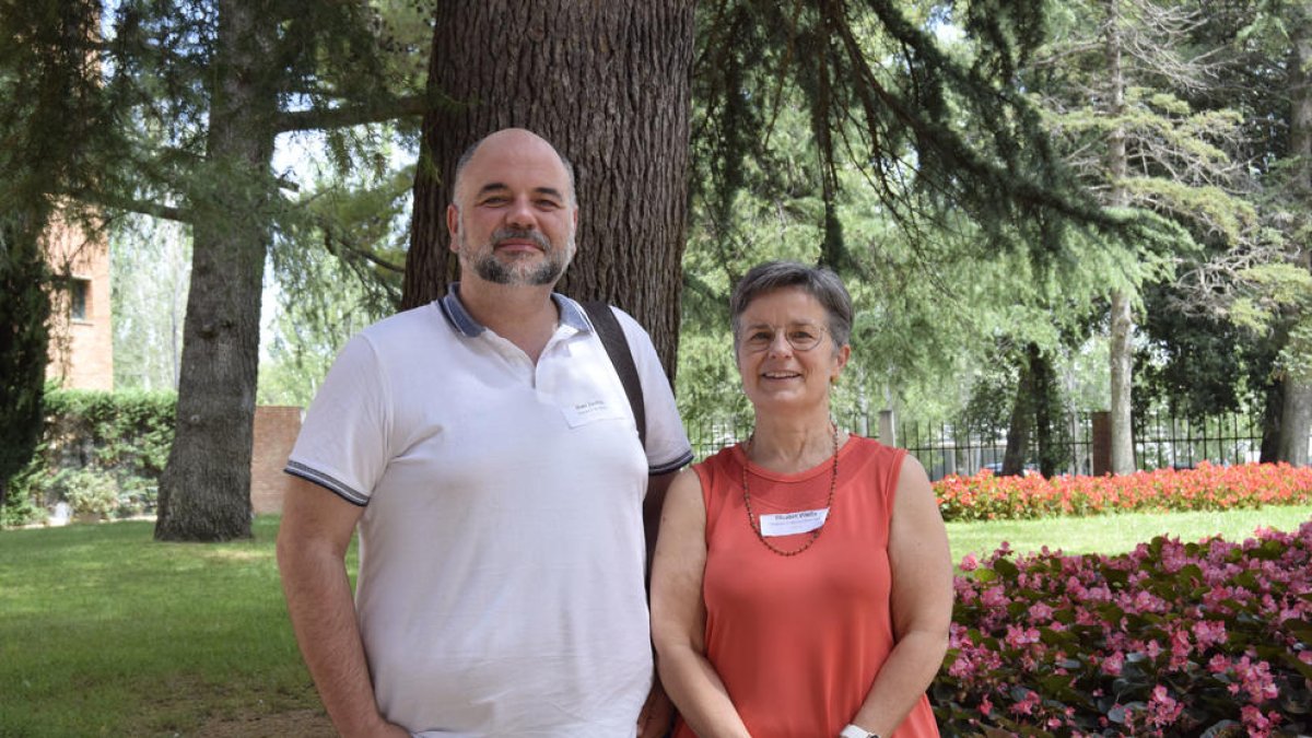Los investigadores séniors del trabajo, la Dra. Elisabet Vilella y el Dr. Iñaki Zorrilla.