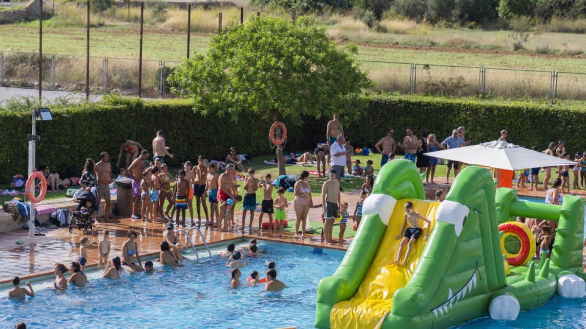 Imatge d'arxiu d'una anterior festa aquàtica a Torredembarra.