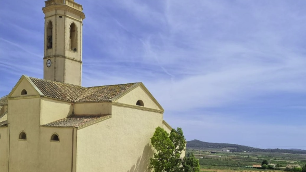 El mercado se hace en el patio del Castell de Rodonyà y en los alrededores.