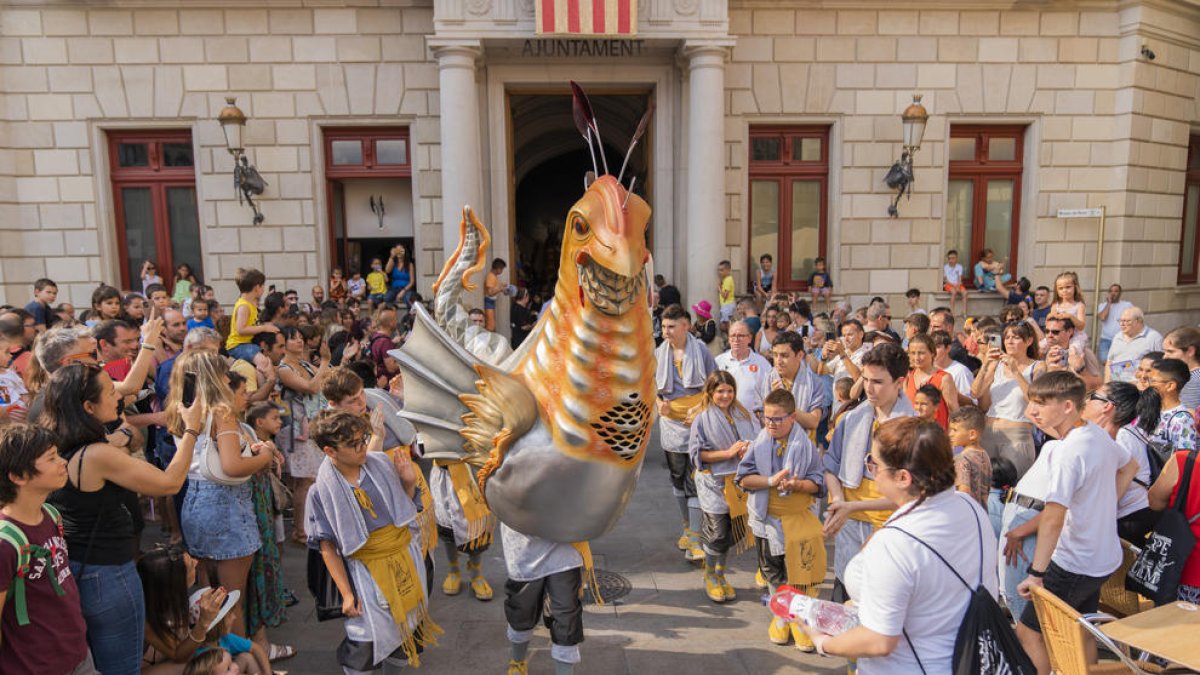 La cercavila del Seguici Petit, amb les versions dels elements més clàssics i els elements propis d'aquesta sortida, es va celebrar a la tarda pel centre de la ciutat.