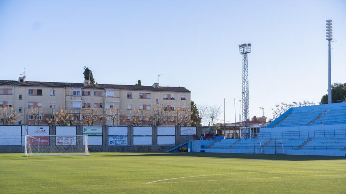 Imatge d'arxiu del Camp Municipal de Torreforta, un dels vuit equipaments esportius on es canviarà la gespa artificial.