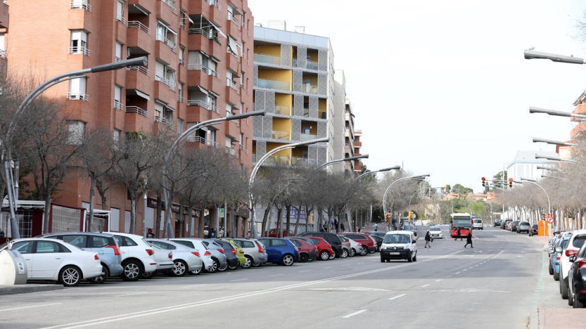 Imatge d'arxiu d'habitatges a l'avinguda Marquès de Montoliu.