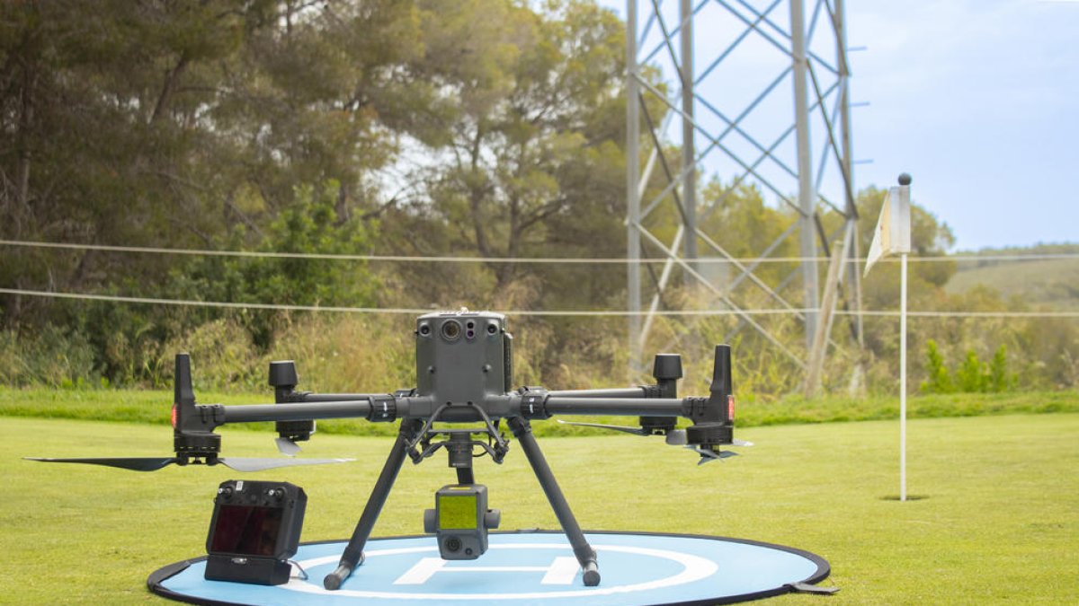 Imatge del dron que protegirà els boscos de Catalunya.