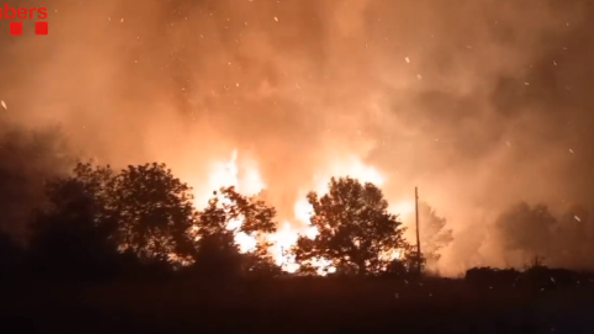 Imatge de l'incendi de Mont-roig del Camp.