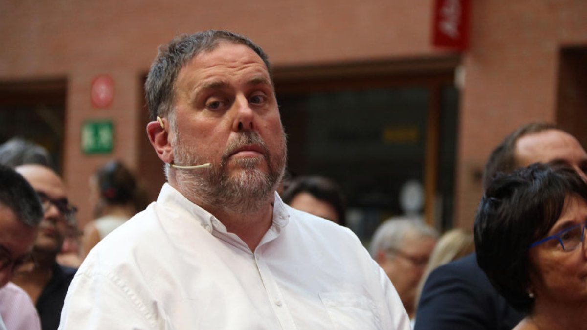 El presidente de ERC, Oriol Junqueras, durante el acto internacional sobre la autodeterminación organizado por el grupo ALE del Parlamento Europeo.