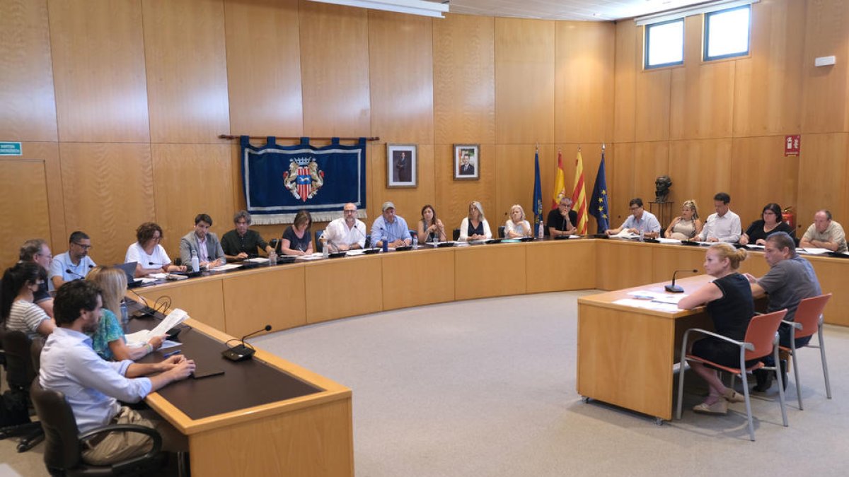 El Ple municipal de l'Ajuntament de Cambrils celebrat ahir.