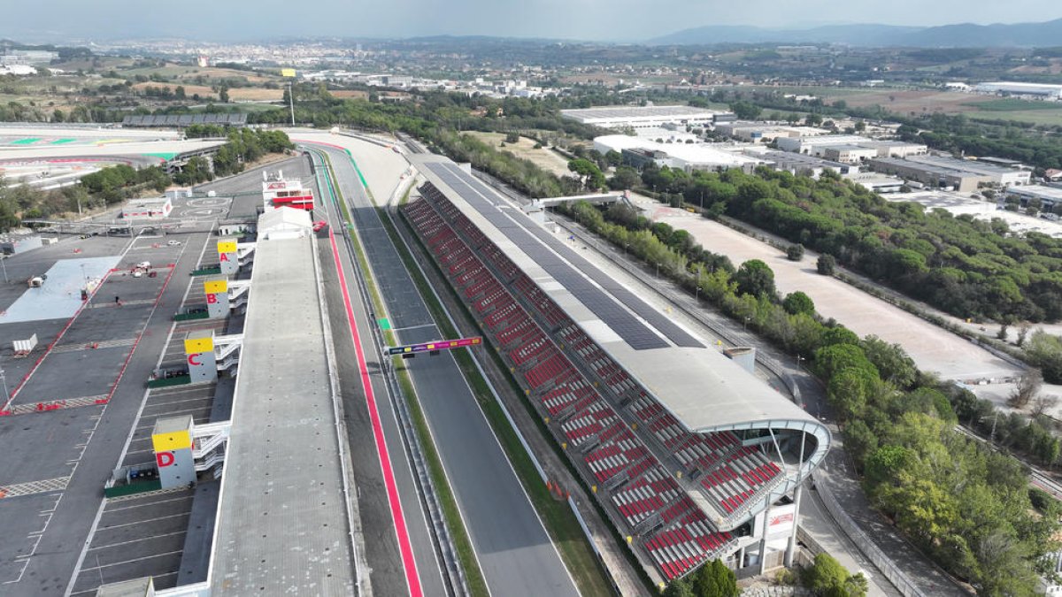 Las placas solares que se han instalado en el Circuit de Cataluña.