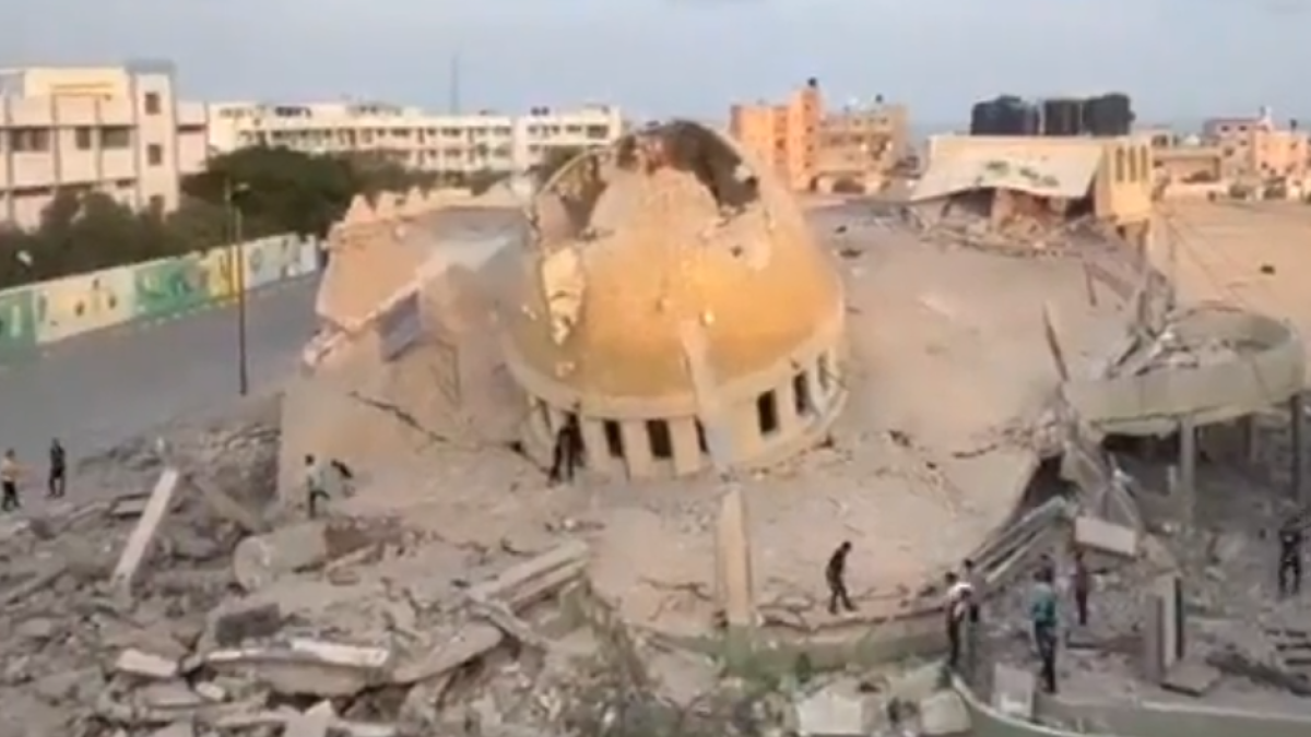 Una mezquita en Gaza bombardeada por los israelitas.