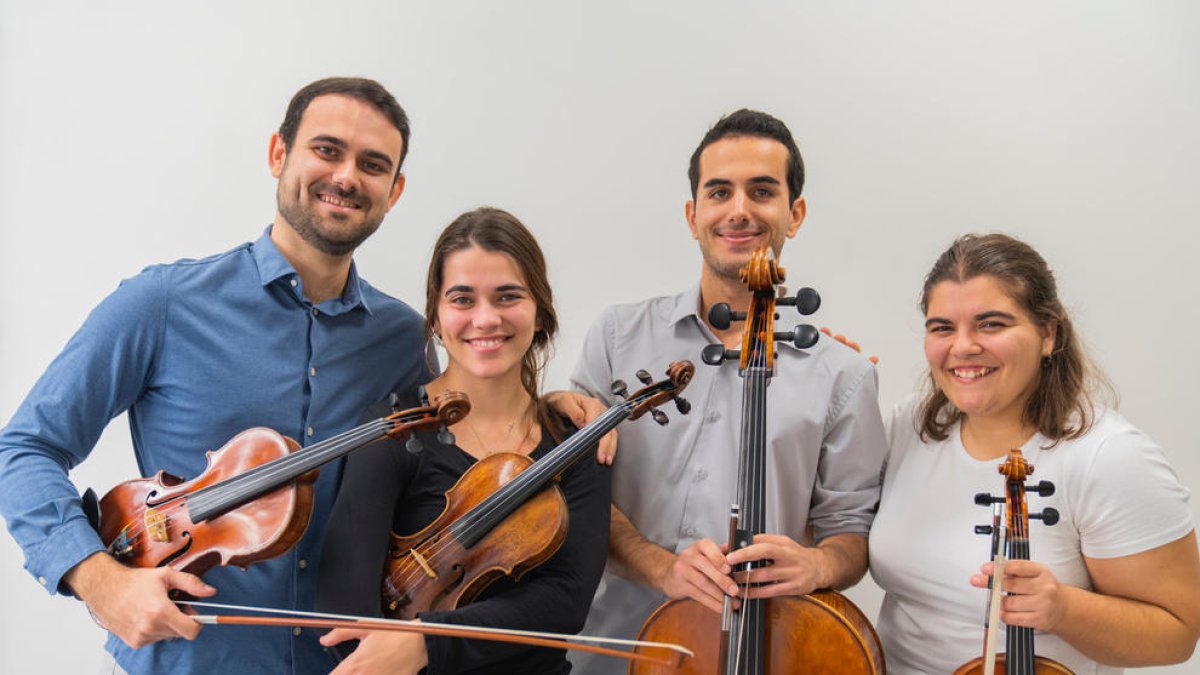 Pau Fogàs, Marta Rosselló, Xavier Mas i Raquel Roldán són el Quartet Telemann.