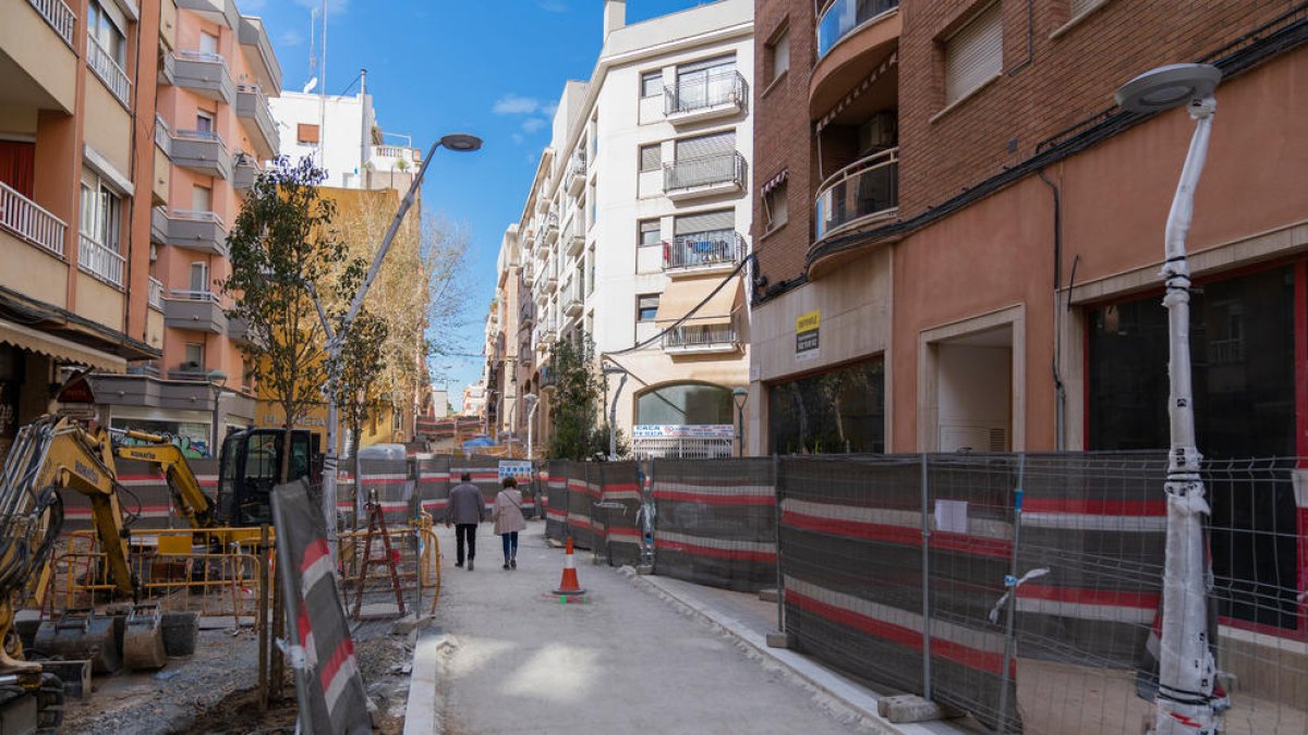 El carrer passarà a ser de plataforma única, on els vianants tindran més protagonisme.