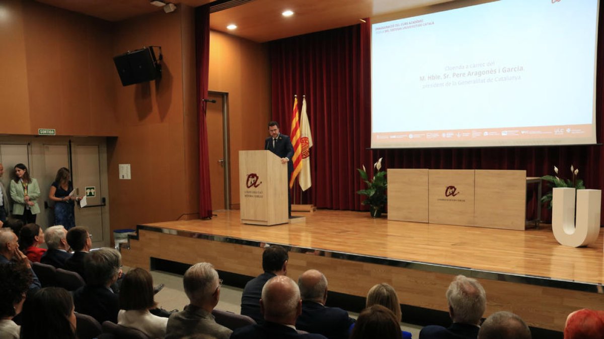 El president del Govern, Pere Aragonès, durant l'acte d'inauguració a la URV.