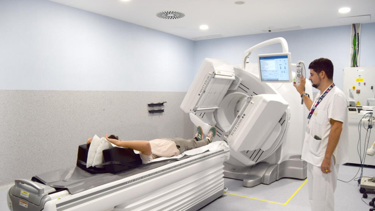 Imatge de la nova gammacàmera de l'hospital Sant Joan de Reus.