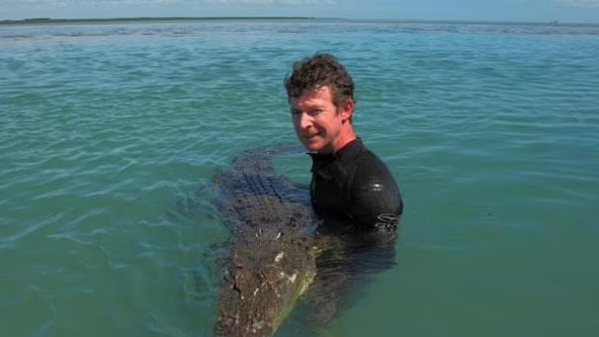 El zoòleg australià Adam Corden Britton és expert en cocodrils.