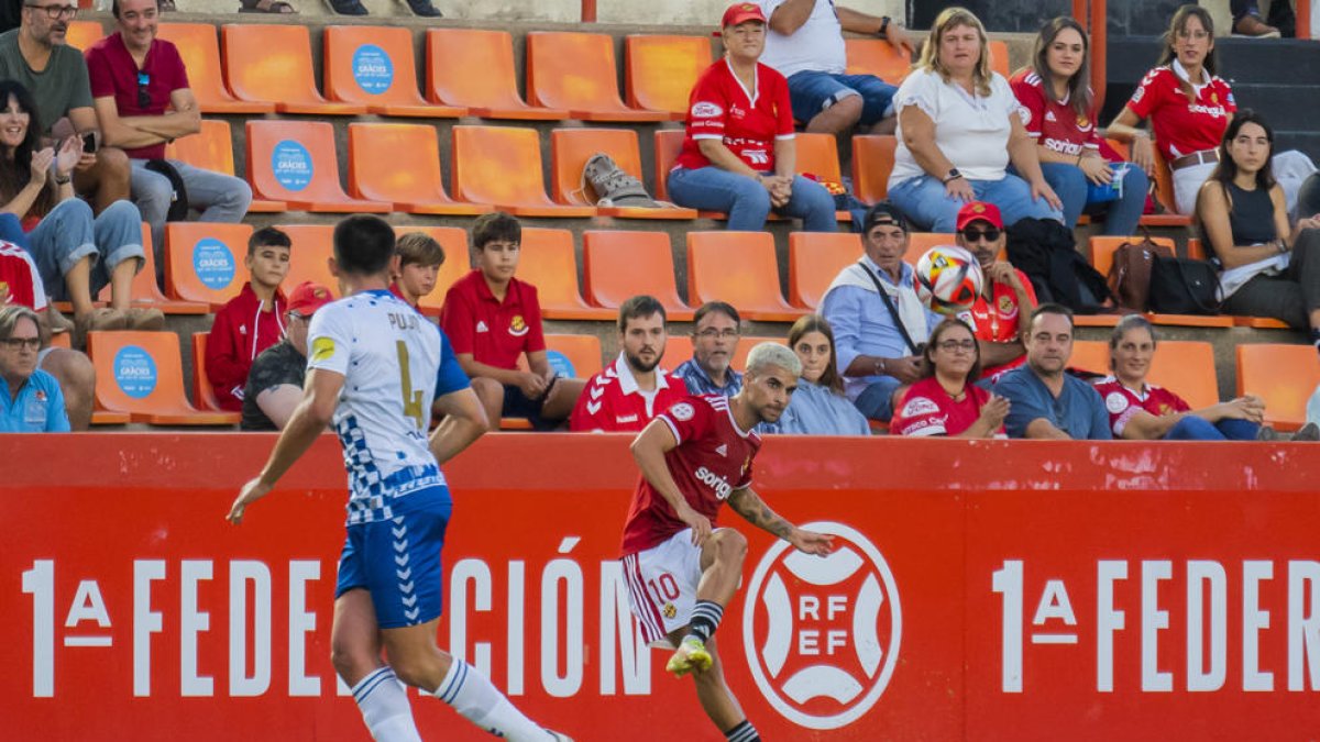 Andy Escudero va marcar el seu primer gol amb el Nàstic contra el Sabadell.