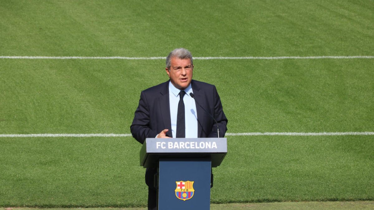 Joan Laporta, presidente del Fútbol Club Barcelona, en la presentación del nuevo sistema de vigilancia del espacio aéreo en el Spotify Camp Nou.