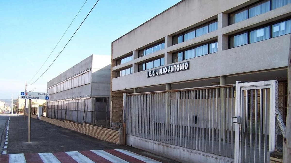 Imatge de l'institut Julio Antonio de Móra d'Ebre.