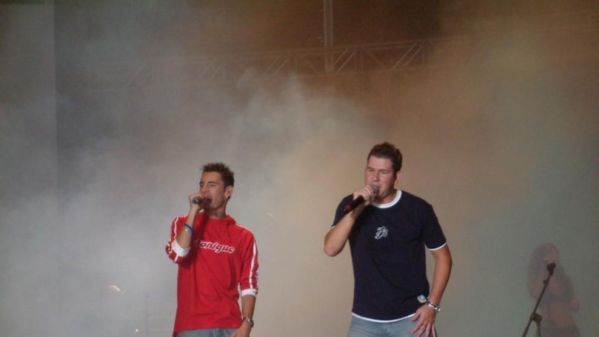 Imatge d'un concert del duo al 2005.