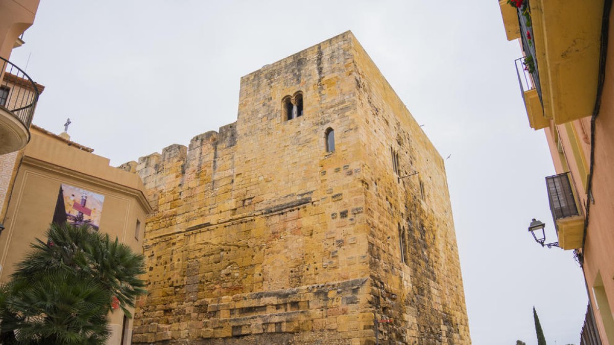 Imatge d'arxiu de la Torre del Pretori, on actualment s'estan realitzant els treballs de restauració de les façanes.