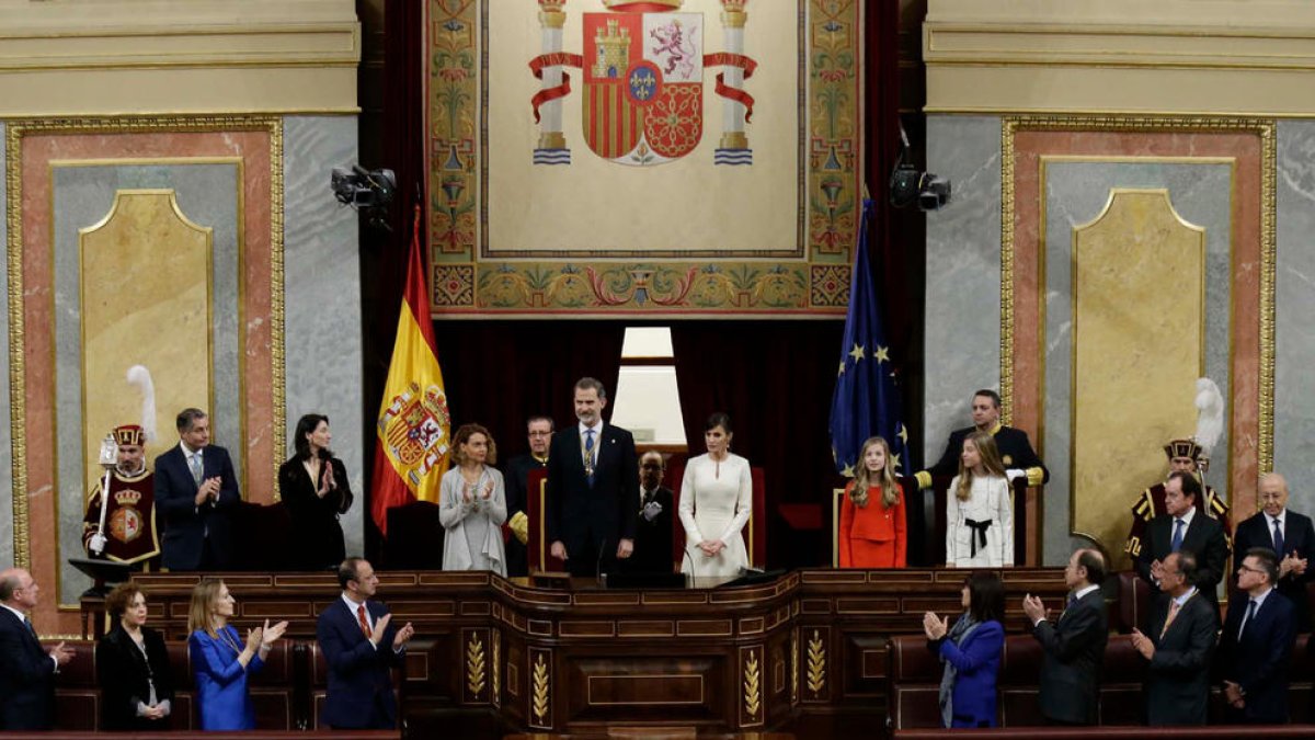 Imatge d'arxiu del Congrés en la sessió solemne d'obertura de la legislatura amb el rei Felip VI al mig.