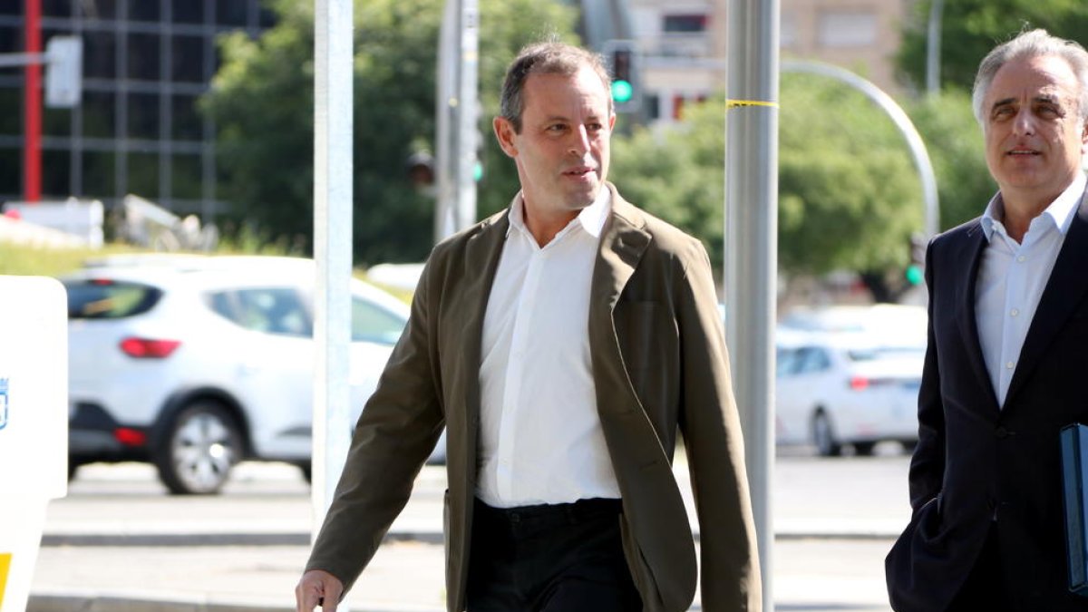 L'expresident del FC Barcelona Sandro Rosell a l'entrada als jutjats de Madrid.