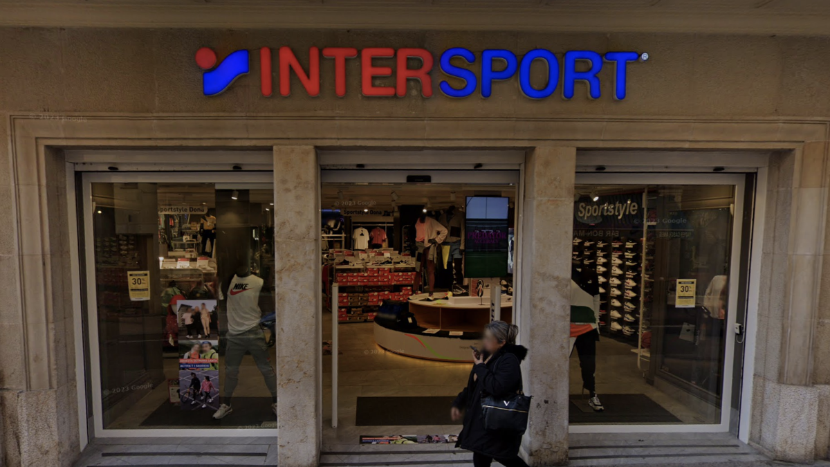 Imagen de la tienda Intersport en Reus.