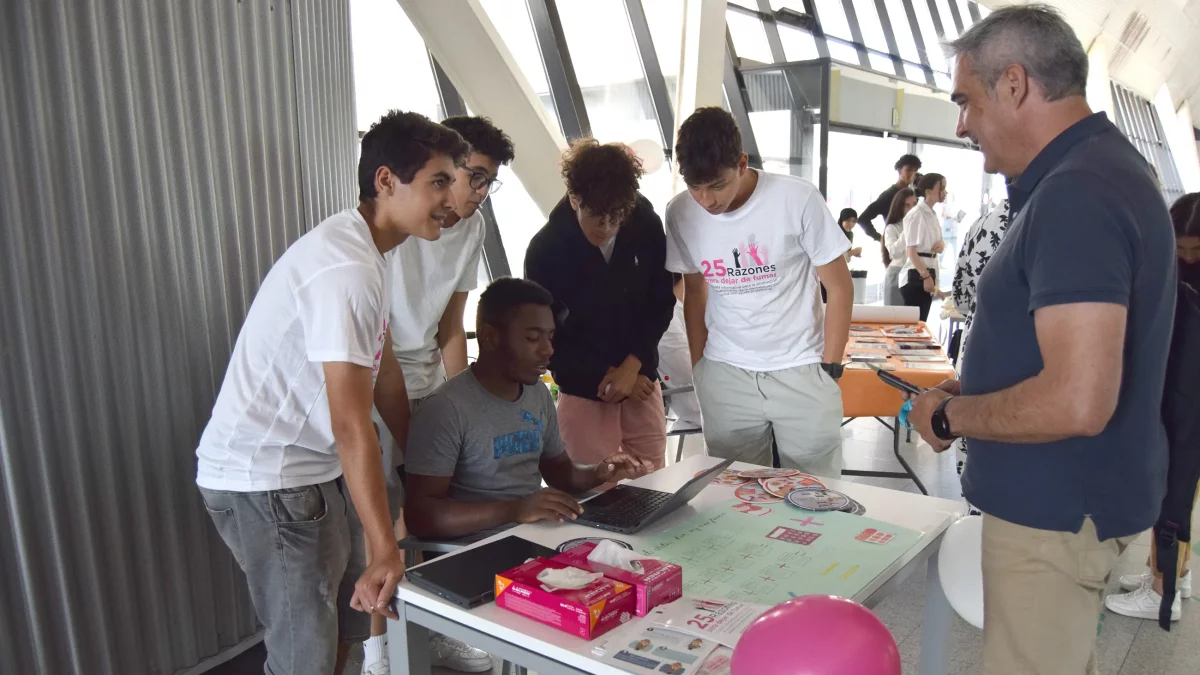 Una de les activitats que han realitzat els alumnes de l’Institut Josep Tapiró.