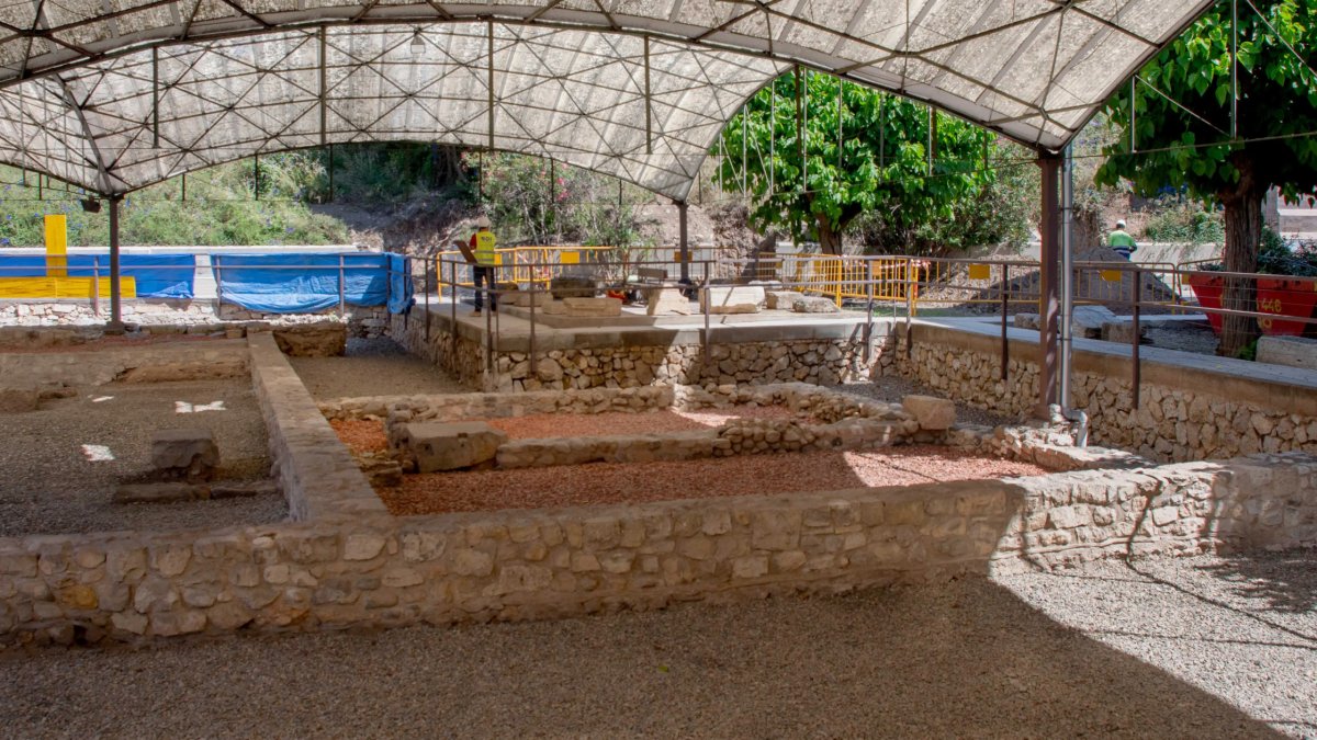 Treballs arqueològics previs a la rehabilitació de la Necròpolis Paleocristiana de Tarragona.