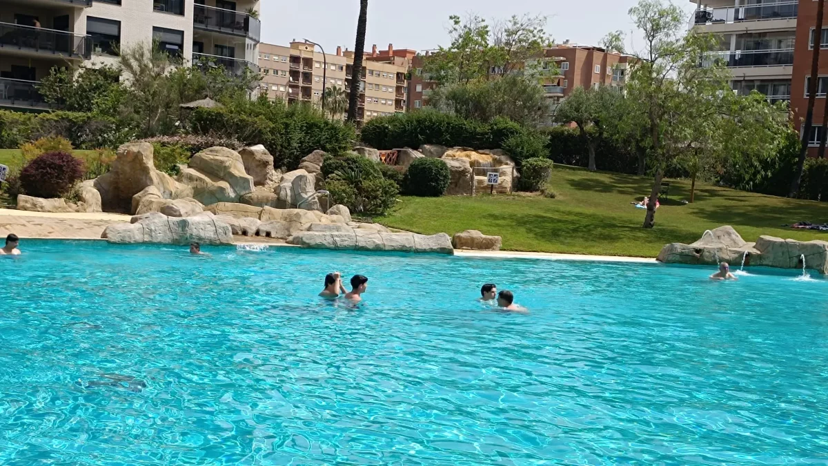 Imatge de les piscines municipals de Reus.