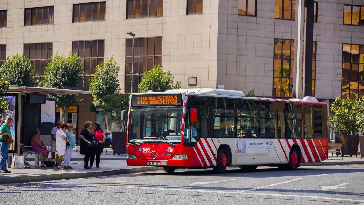 L’Autoritat Independent de Responsabilitat Fiscal indica que el transport és el servei públic que genera un major cost a la ciutat amb 14,59 milions d’euros anuals.