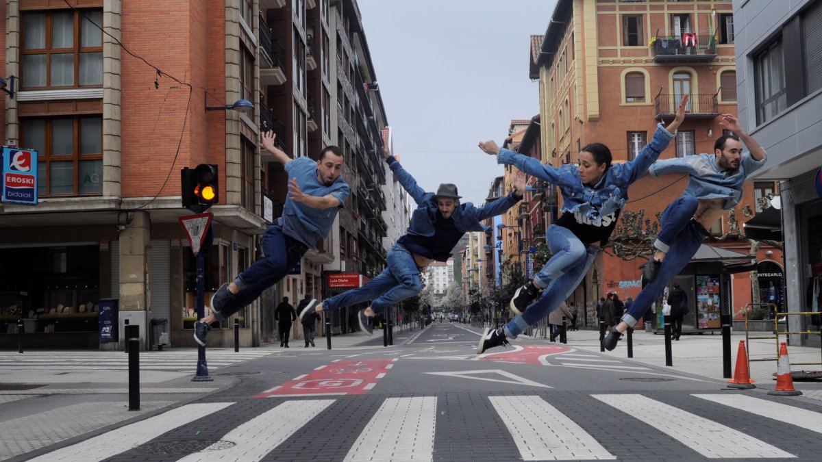 La companyia Brodas Bros presentarà ‘Topa’.