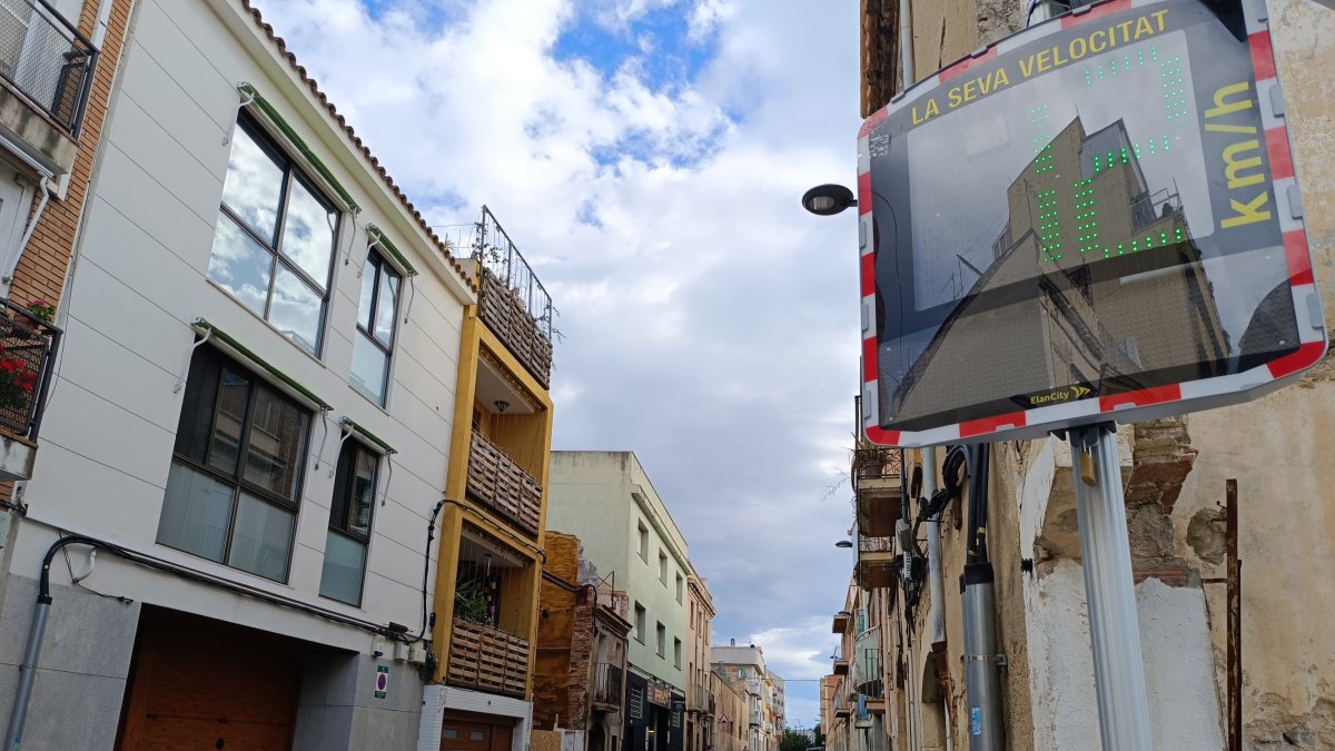 Control de la velocitat del trànsit al camí de Valls.