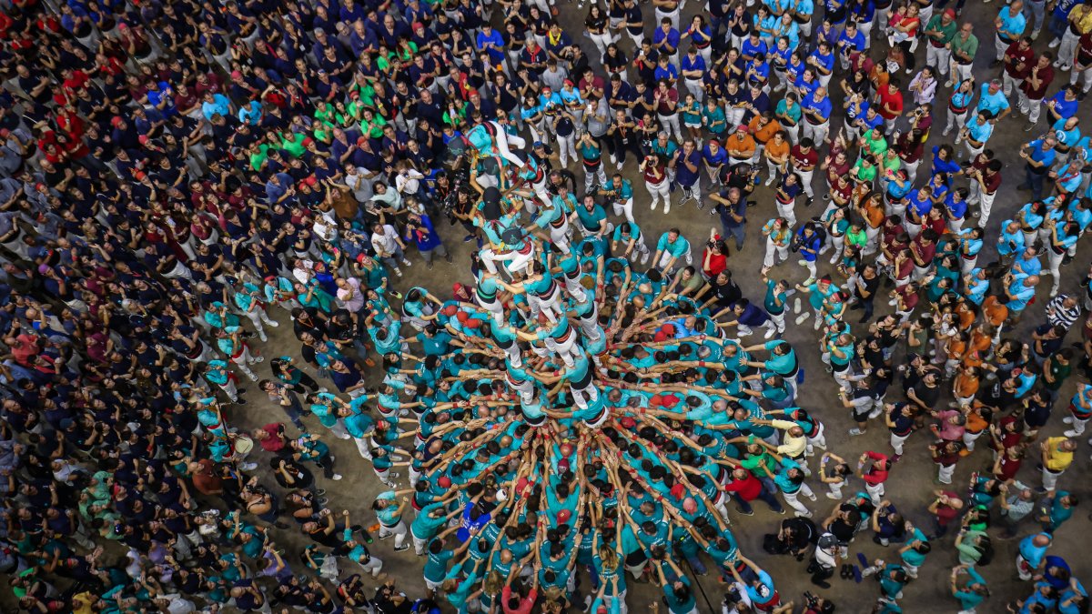 5 de 8 de la Colla Castellera de Sant Pere i Sant Pau.