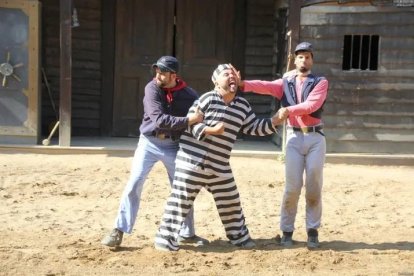 Alguns dels actors afectats per l’acomiadament.