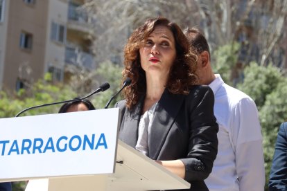 La presidenta de la Comunitat de Madrid, Isabel Díaz Ayuso, intervé en un míting del PPC a Tarragona.