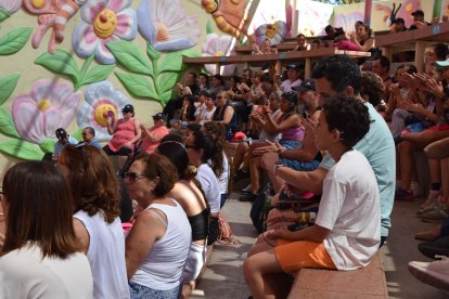 Presentació del projecte en un acte al teatre SésamoAventura