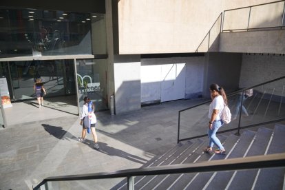 El nuevo espacio se ubicará en un local de la planta semisótano del Mercat que da al patio de acceso desde Cristòfor Colom.