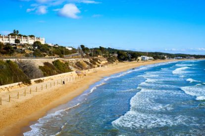 Imatge d'arxiu de la Platja Llarga de Tarragona.