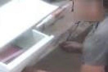 Imagen de las cámaras de seguridad durante el atraco.