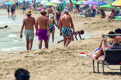 Imatge de la platja de la Paella de Torredembarra, un dels punts de la demarcació amb més risc.